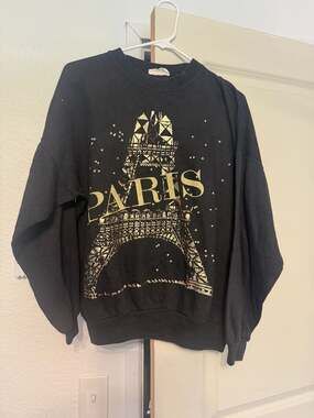 Vintage Alma Mater Paris Eiffel Tower Graphic Crewneck Sweatshirt